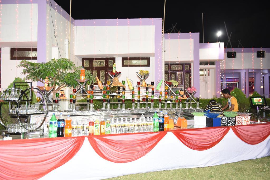 Hotel Lumbini International Bodh-Gajá Kültér fotó