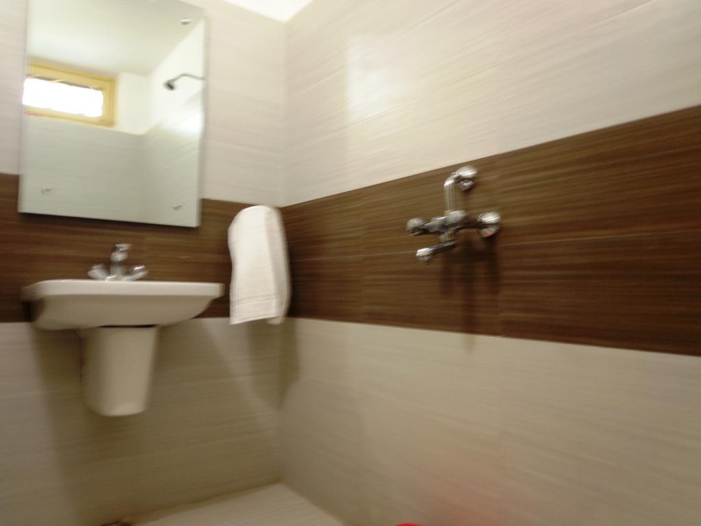 Hotel Lumbini International Bodh-Gajá Kültér fotó