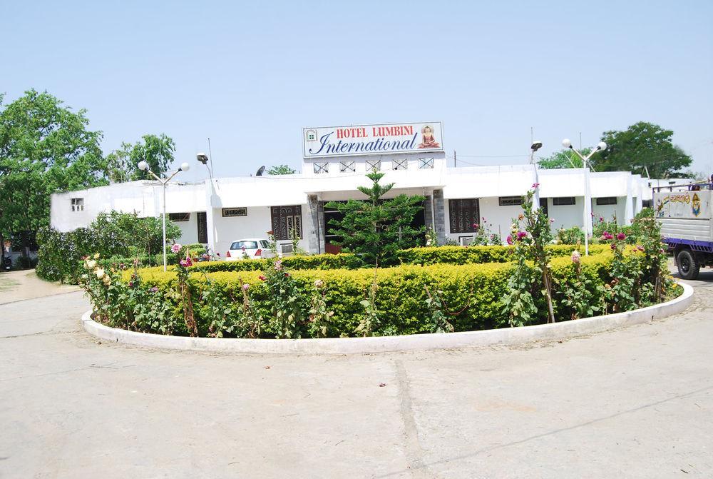 Hotel Lumbini International Bodh-Gajá Kültér fotó