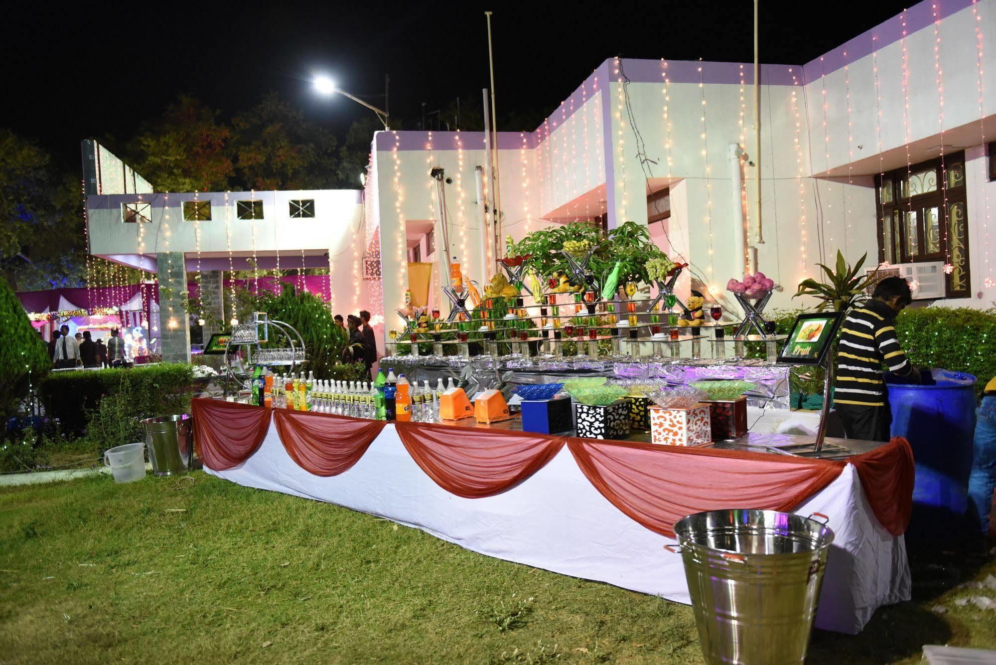 Hotel Lumbini International Bodh-Gajá Kültér fotó